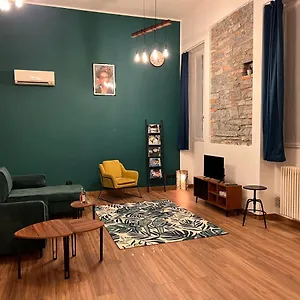 Openspacemonti82 A Pochi Passi Dal Duomo Di Apartamento